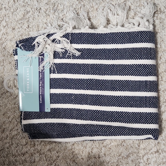 Cotton Weave Rug - Picture 4 of 4